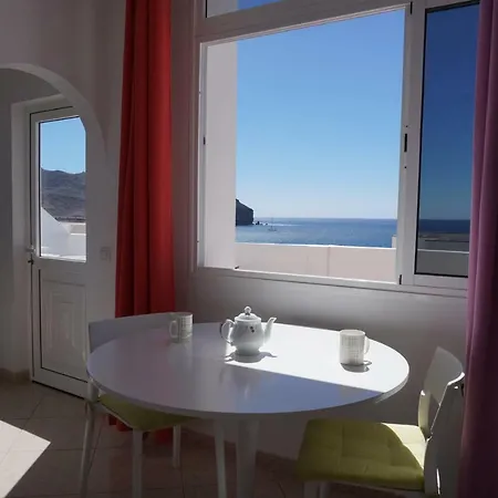 ático Vistas Al Mar Internet De Un Ig