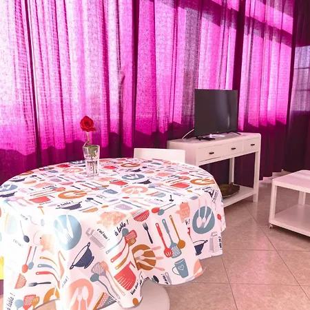 Atico Vistas Al Mar Internet De Un Ig Apartament